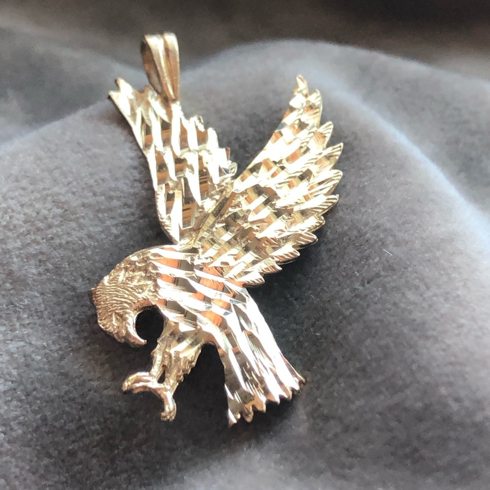 14k gold eagle pendant